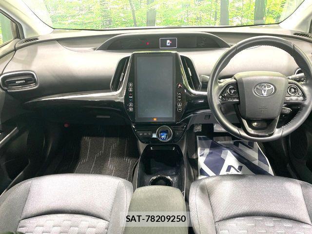 Toyota PRIUS PHV 2018-07 8209704-1