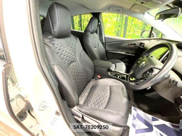 Toyota PRIUS PHV 2018-07 8209704-7