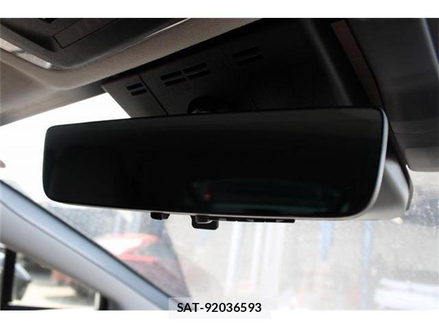 Toyota PRIUS PHV 2023-07 8209702-9