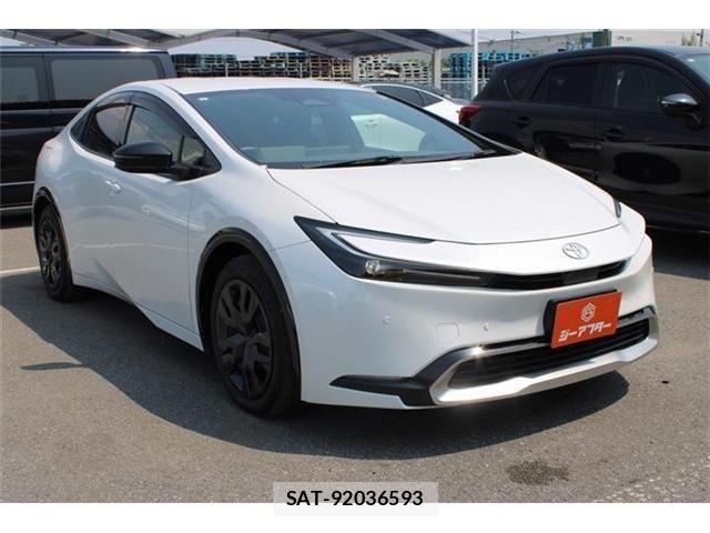 Toyota PRIUS PHV 2023-07 8209702-12