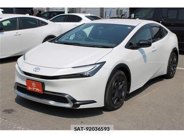 Toyota PRIUS PHV 2023-07 8209702-14