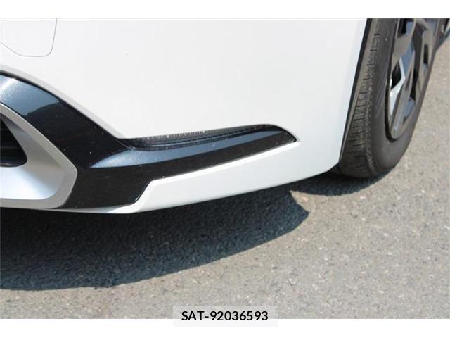 Toyota PRIUS PHV 2023-07 8209702-24