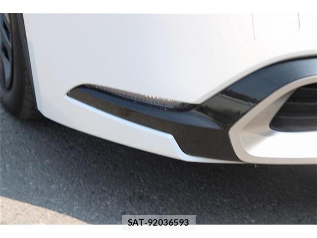 Toyota PRIUS PHV 2023-07 8209702-26
