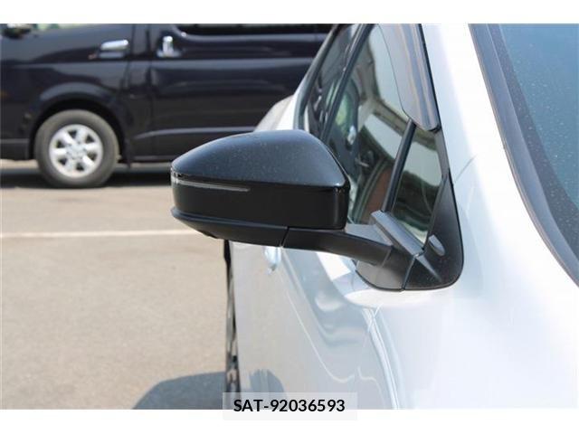 Toyota PRIUS PHV 2023-07 8209702-27
