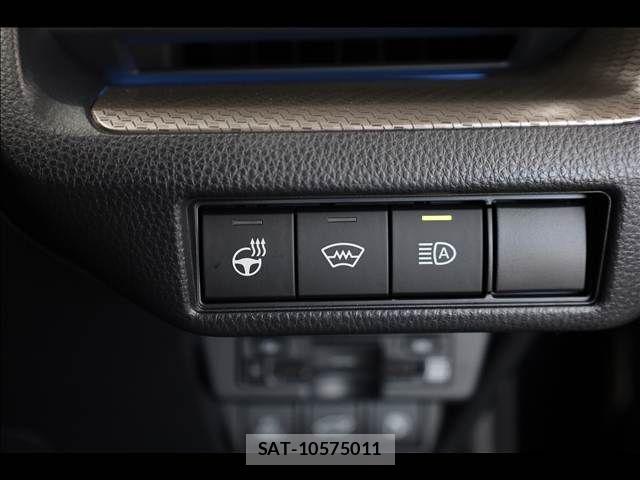 Toyota PRIUS PHV 2023-11 8209701-15