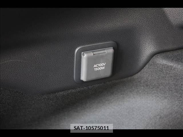 Toyota PRIUS PHV 2023-11 8209701-16
