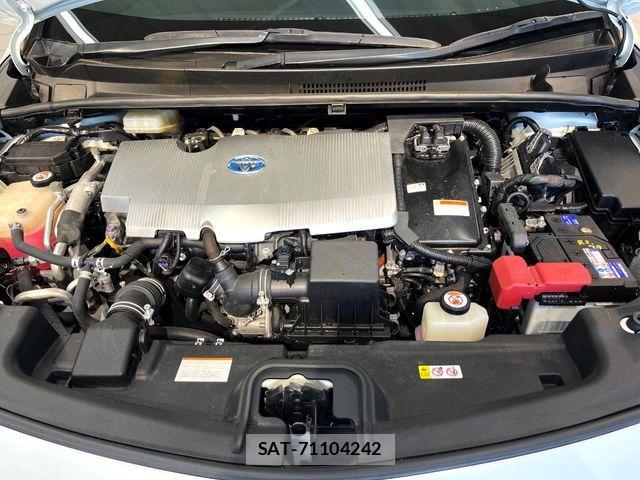 Toyota PRIUS PHV 2018-06 8209703-17