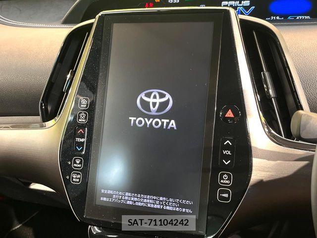 Toyota PRIUS PHV 2018-06 8209703-2