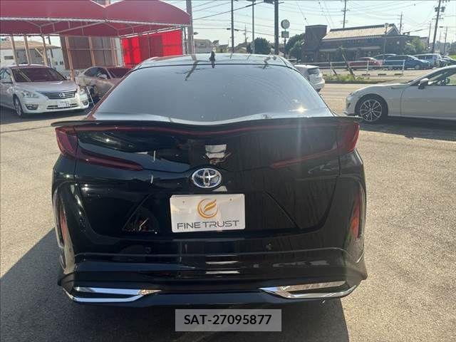 Toyota PRIUS PHV 2020-09 8209705-17