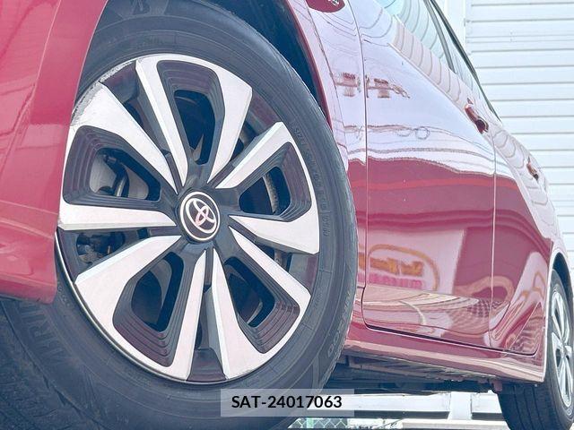 Toyota PRIUS PHV 2017-03 8209707-16