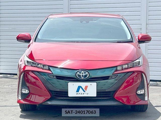 Toyota PRIUS PHV 2017-03 8209707-17