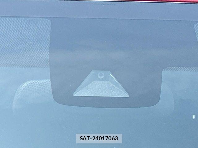 Toyota PRIUS PHV 2017-03 8209707-2