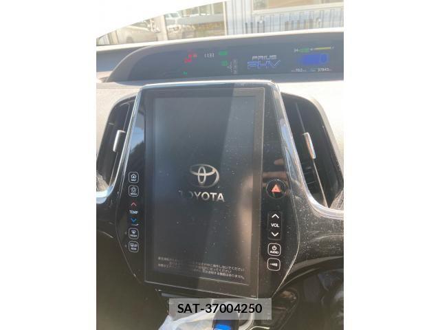 Toyota PRIUS PHV 2018-08 8231401-22
