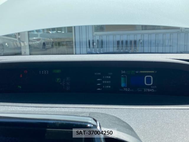 Toyota PRIUS PHV 2018-08 8231401-24