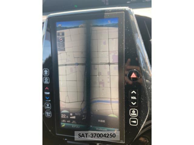 Toyota PRIUS PHV 2018-08 8231401-25