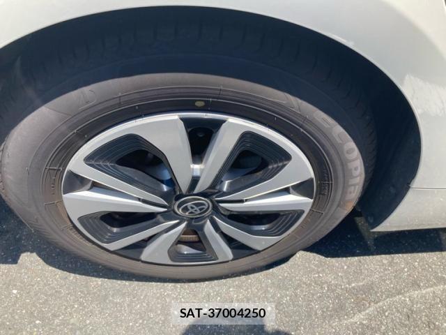 Toyota PRIUS PHV 2018-08 8231401-8