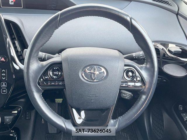 Toyota PRIUS PHV 2018-11 8231402-10