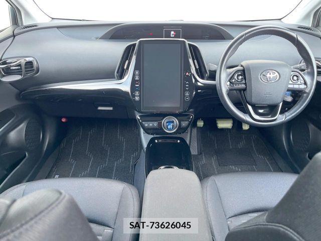 Toyota PRIUS PHV 2018-11 8231402-1