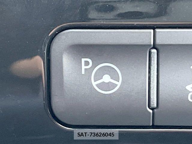 Toyota PRIUS PHV 2018-11 8231402-4