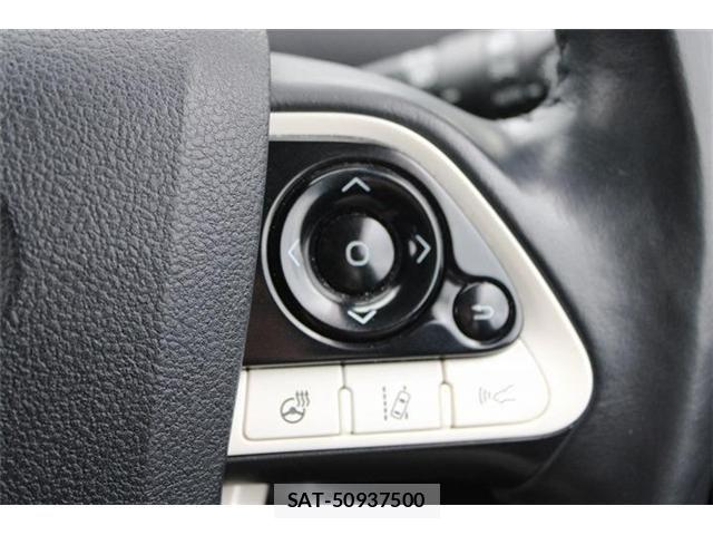 Toyota PRIUS PHV 2017-05 8246424-3