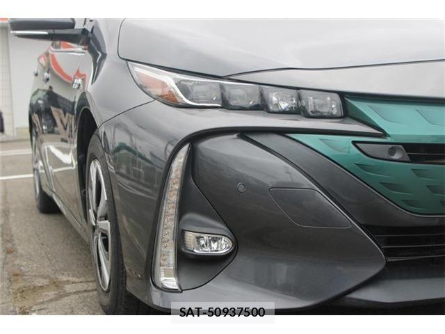 Toyota PRIUS PHV 2017-05 8246424-6