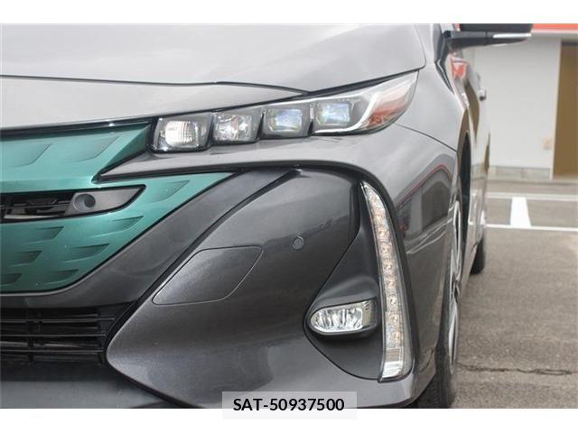 Toyota PRIUS PHV 2017-05 8246424-8