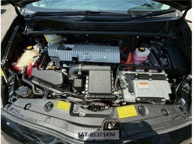 Toyota PRIUS PHV 2012-06 8246425-29
