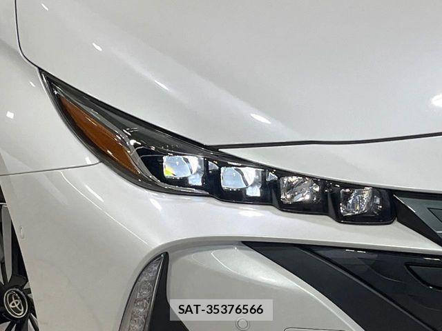 Toyota PRIUS PHV 2022-02 8246423-11