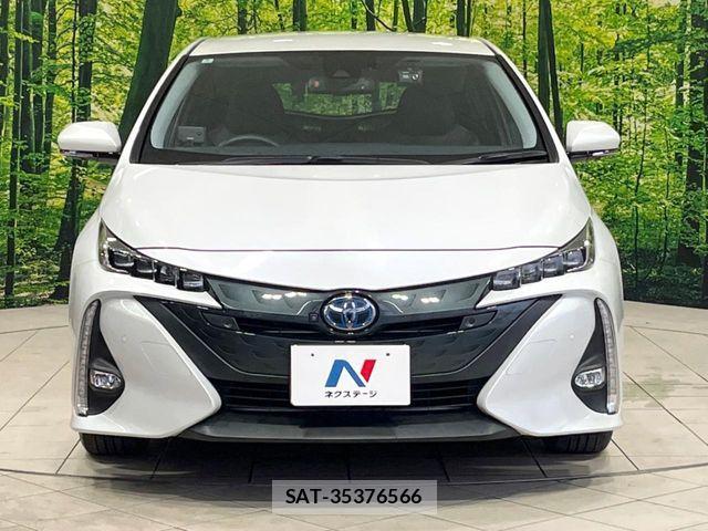 Toyota PRIUS PHV 2022-02 8246423-13