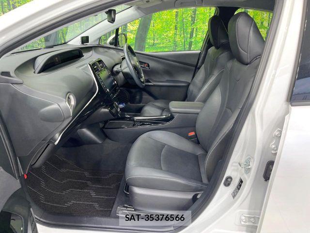 Toyota PRIUS PHV 2022-02 8246423-7