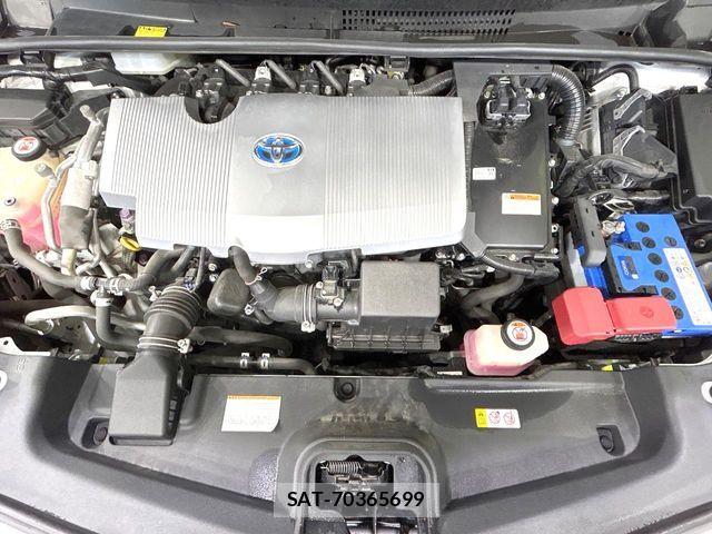 Toyota PRIUS PHV 2017-05 8316597-17