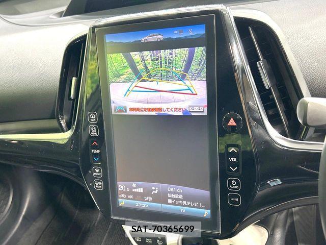 Toyota PRIUS PHV 2017-05 8316597-2