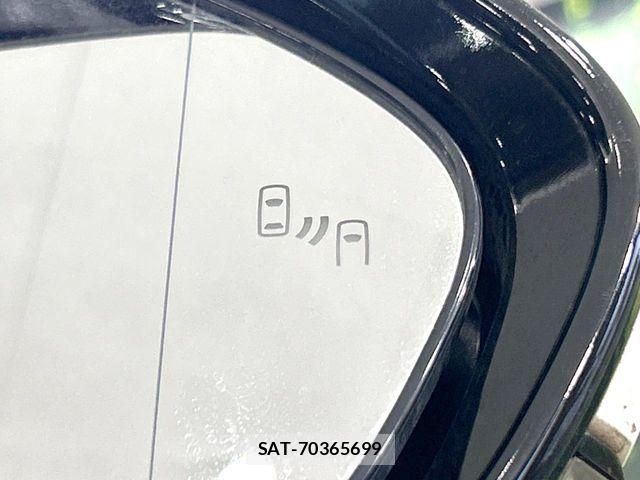 Toyota PRIUS PHV 2017-05 8316597-4