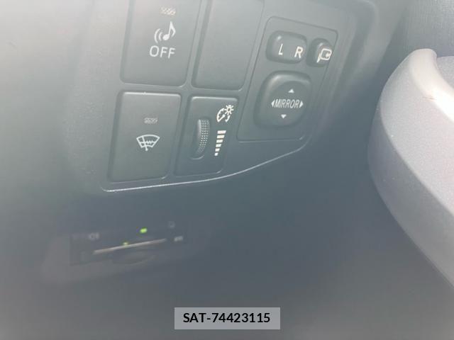 Toyota PRIUS PHV 2012-02 8316599-9