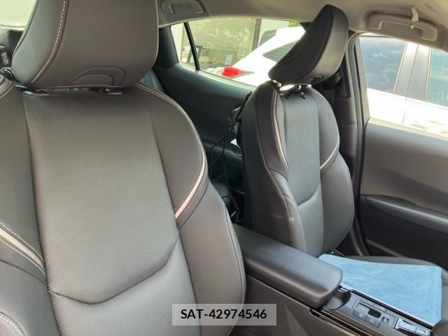 Toyota PRIUS PHV 2023-09 8316596-11