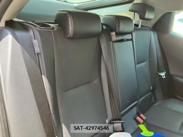 Toyota PRIUS PHV 2023-09 8316596-15