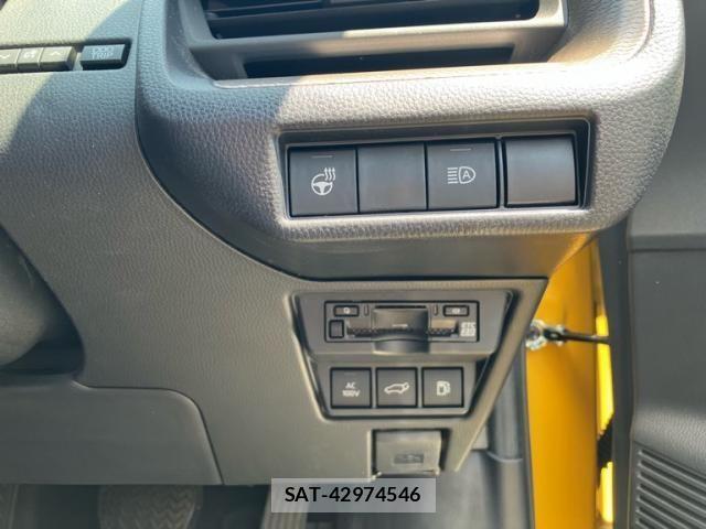 Toyota PRIUS PHV 2023-09 8316596-16