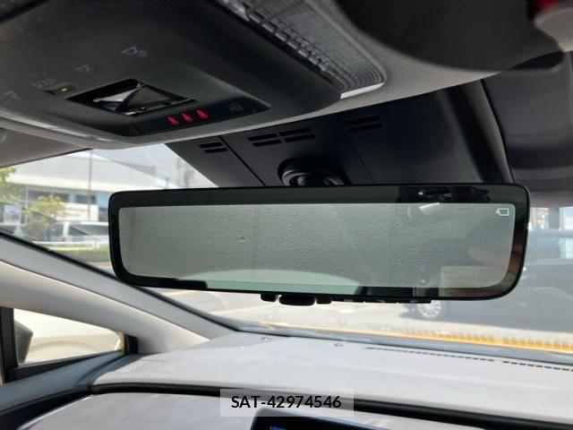 Toyota PRIUS PHV 2023-09 8316596-18