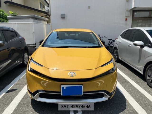 Toyota PRIUS PHV 2023-09 8316596-1