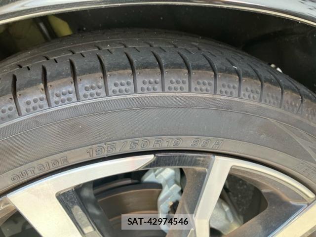 Toyota PRIUS PHV 2023-09 8316596-26