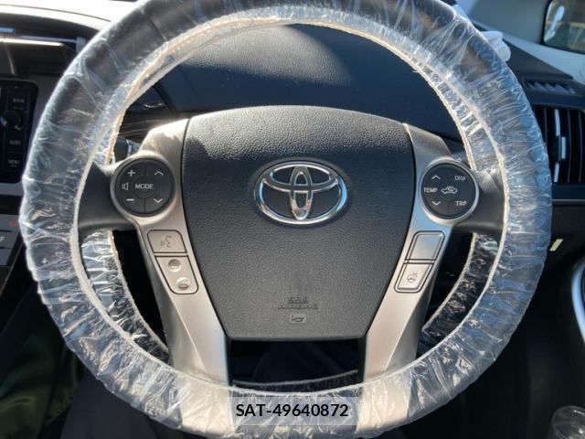 Toyota PRIUS PHV 2014-10 8316598-16