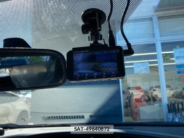 Toyota PRIUS PHV 2014-10 8316598-17