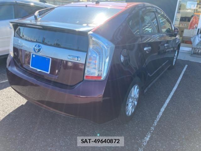 Toyota PRIUS PHV 2014-10 8316598-4