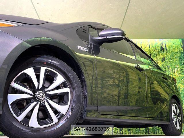Toyota PRIUS PHV 2019-06 8316595-12