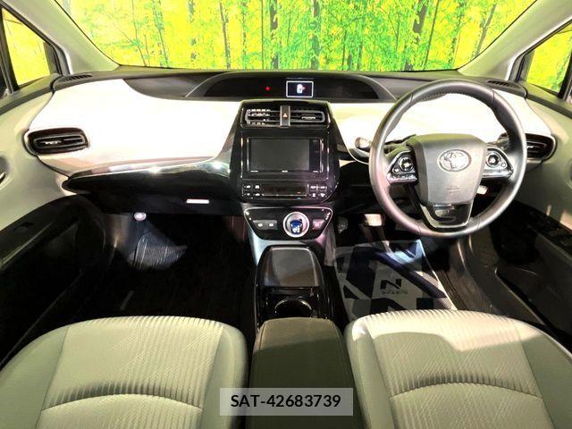 Toyota PRIUS PHV 2019-06 8316595-1