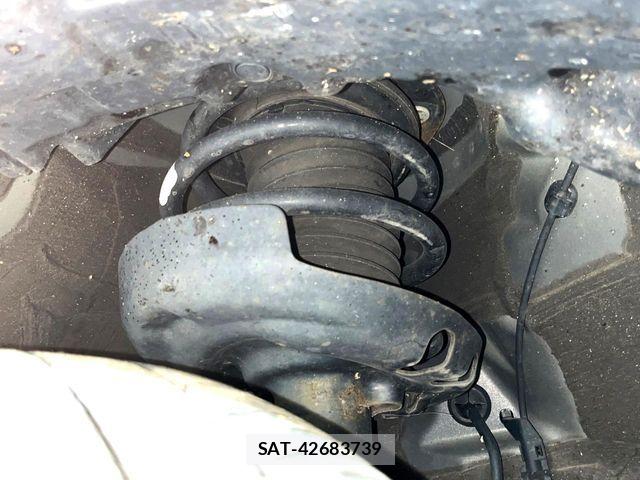 Toyota PRIUS PHV 2019-06 8316595-19