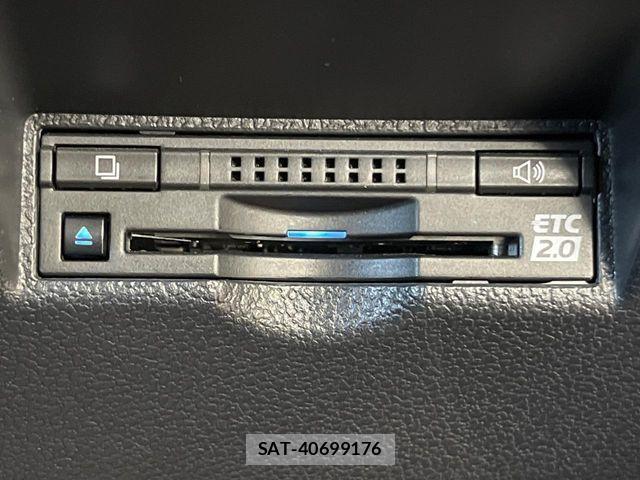 Toyota PRIUS PHV 2017-02 8337522-6