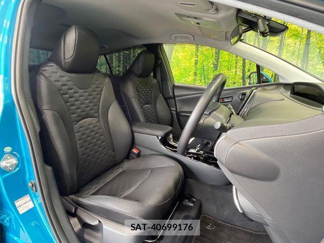 Toyota PRIUS PHV 2017-02 8337522-7