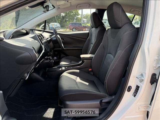 Toyota PRIUS PHV 2020-05 8337520-24
