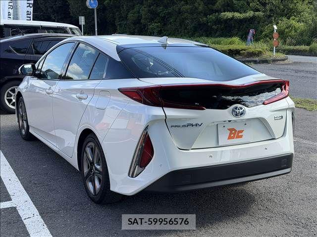 Toyota PRIUS PHV 2020-05 8337520-7